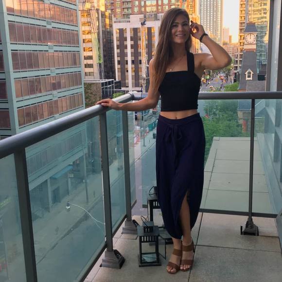 Meet your Posher, Lindsay - Picture 1 of 1